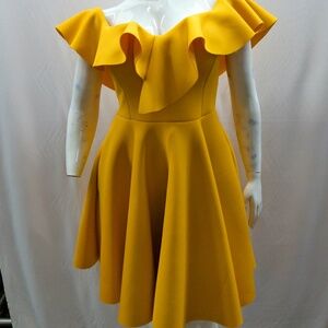 Beautiful Yellow Cocktail Dress W/Pockets